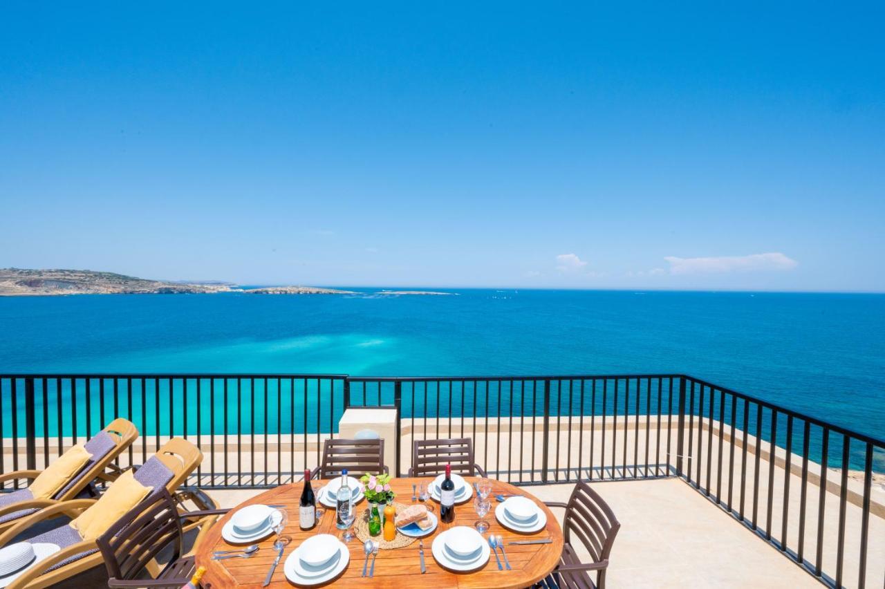 Апартаменты Islet Promenade Seafront Penthouse With Breathtaking Seaviews And Private Hot Tub On The Large Terrace By Getawaysmalta Сент-Полс-Бей Экстерьер фото